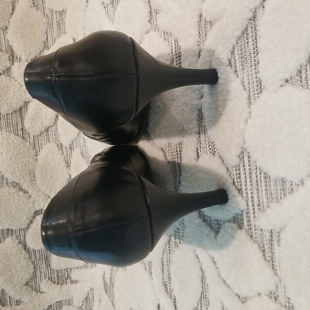 Size 11 Black open toe heel - Picture 4 of 4
